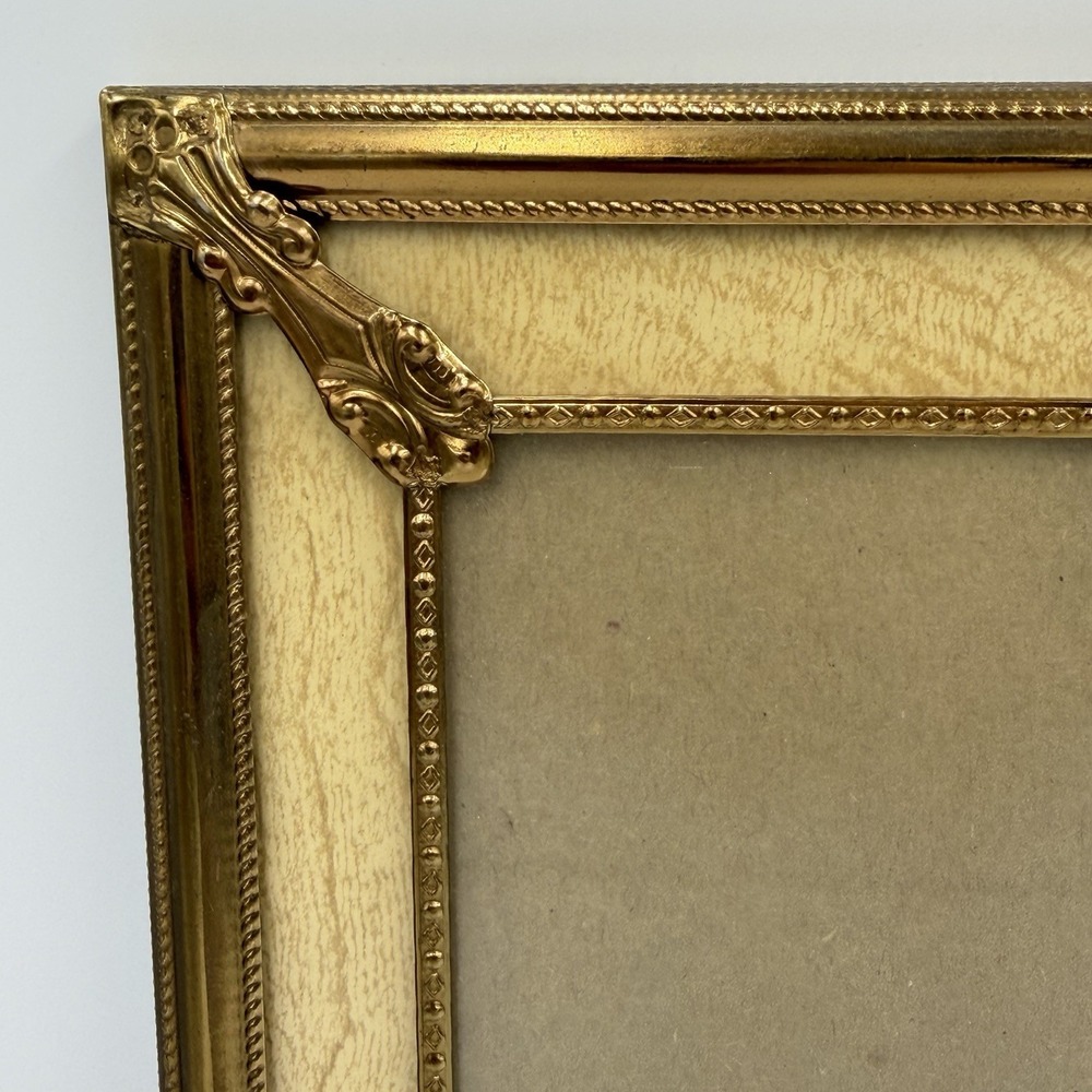 VTG Gold Tone Metal Picture Frame Easel Ornate Hollywood Regency 7.25x9.25 - Picture 5 of 9